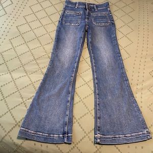 American Eagle Super High-rise Flare